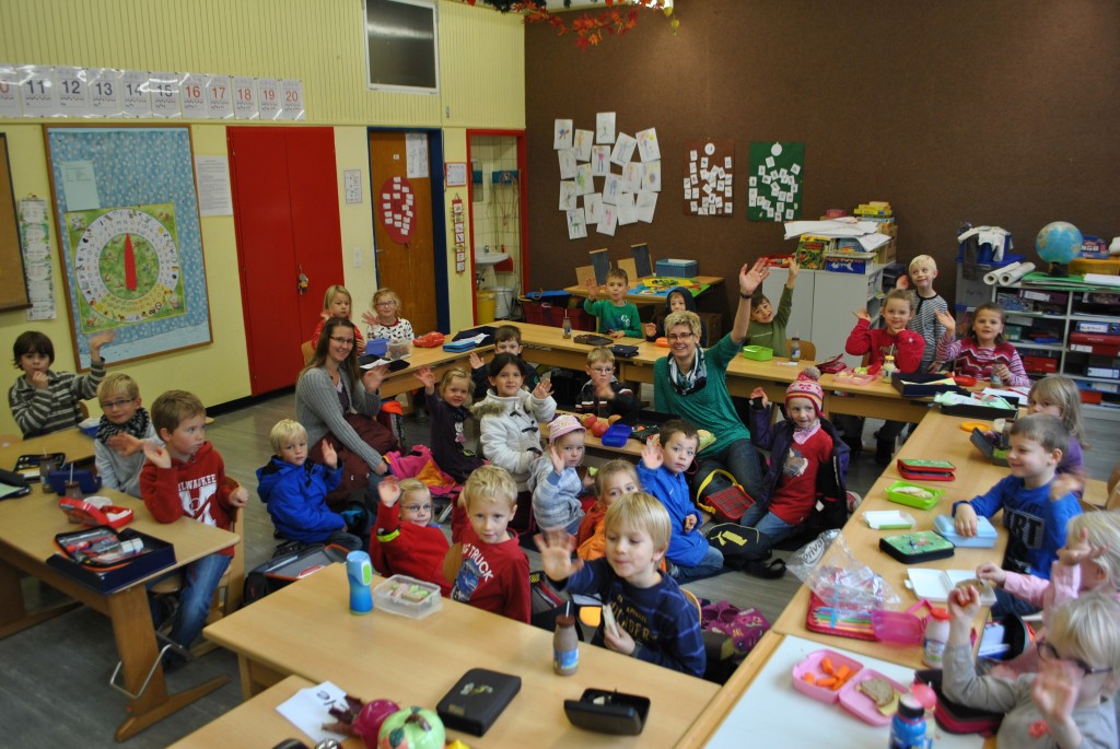 Lilalaune-Kinder in der Marienschule, 18.10.2013