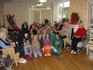 Besuch im Altenheim Haus ARCA, 4c, 12.12.2012